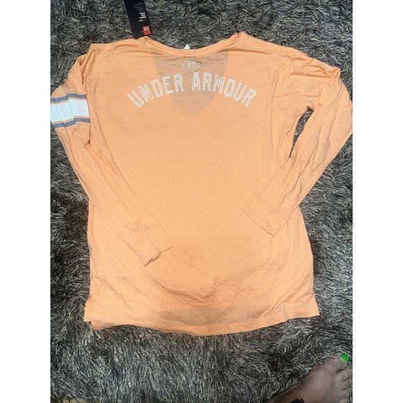 NWT Under Armour HeatGear Women’s Fitted Long Sleeve Peach Top Sz Small - Picture 4 of 5